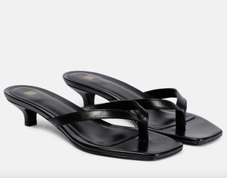 TOTEMELeather thong sandals
