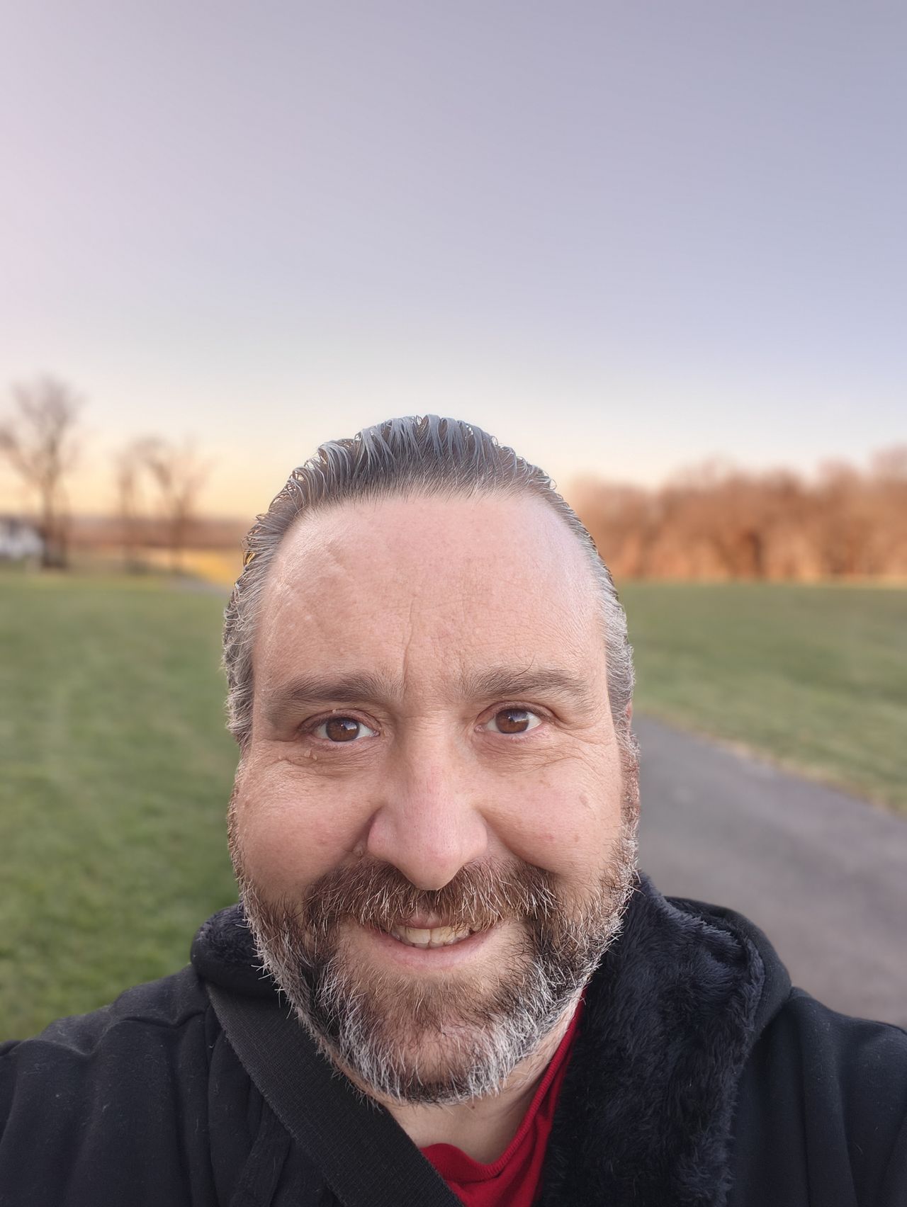 Una foto selfie de nuestro compa&ntilde;ero en un campo de golf a primera hora de la ma&ntilde;ana
