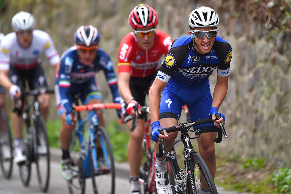 Juilan Alaphilippe pushes the pace with Tony Gallopin, Enrico Gasparotto and Petr Vakoc on his wheel