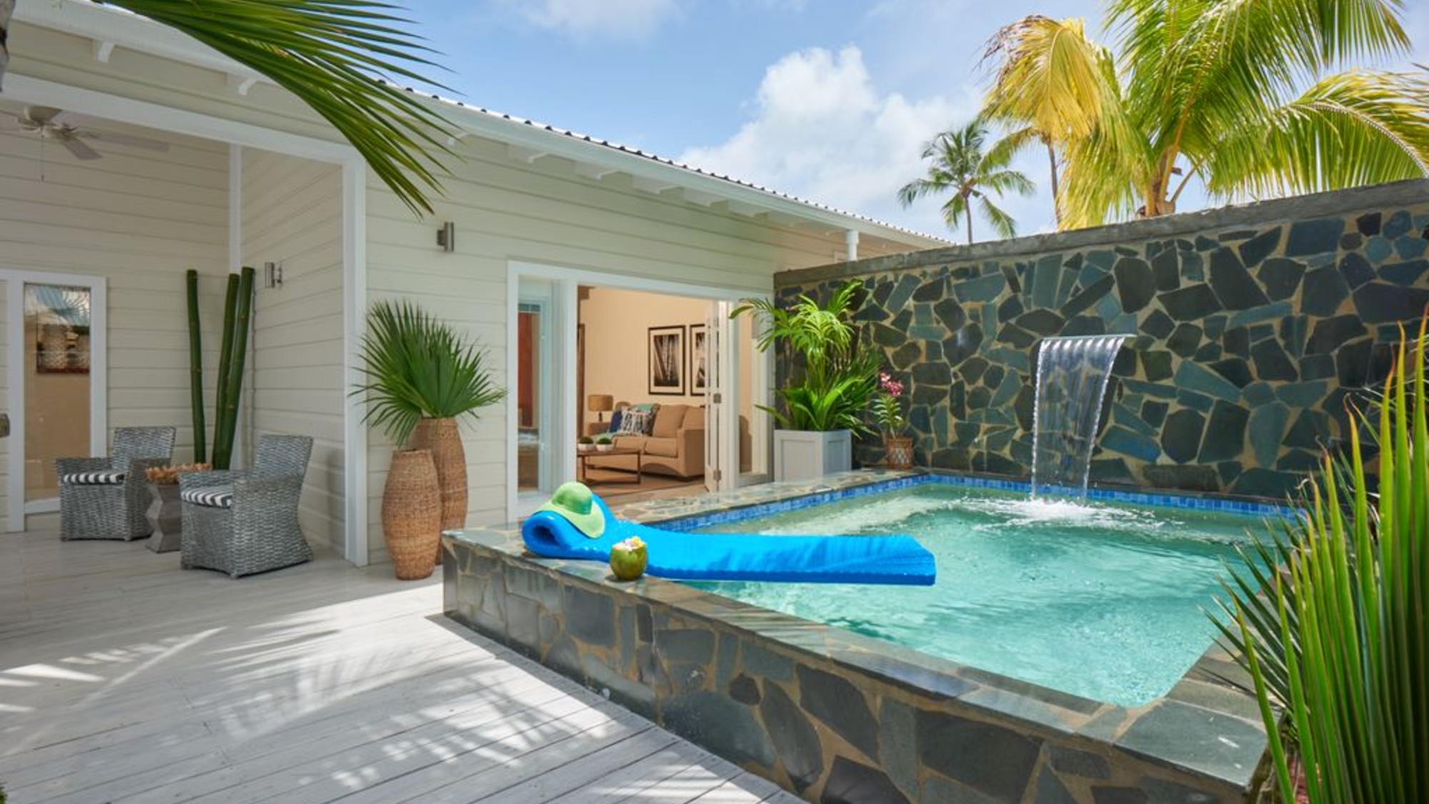 A plunge pool outside one of the suites at Serenity