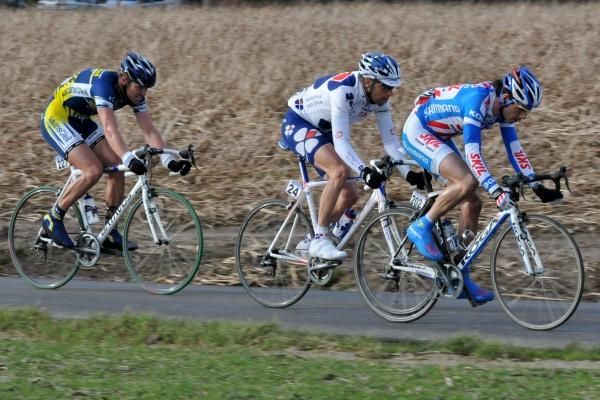 Riders scramble in the first Classic of the year