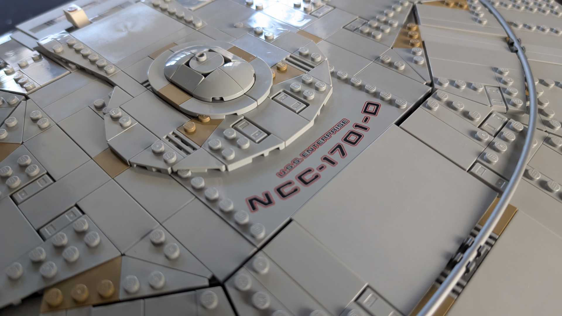 Lego U.S.S. Enterprise NCC-1701-D