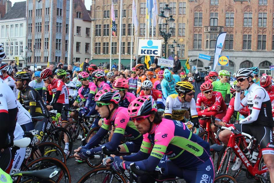 The riders wait for the start