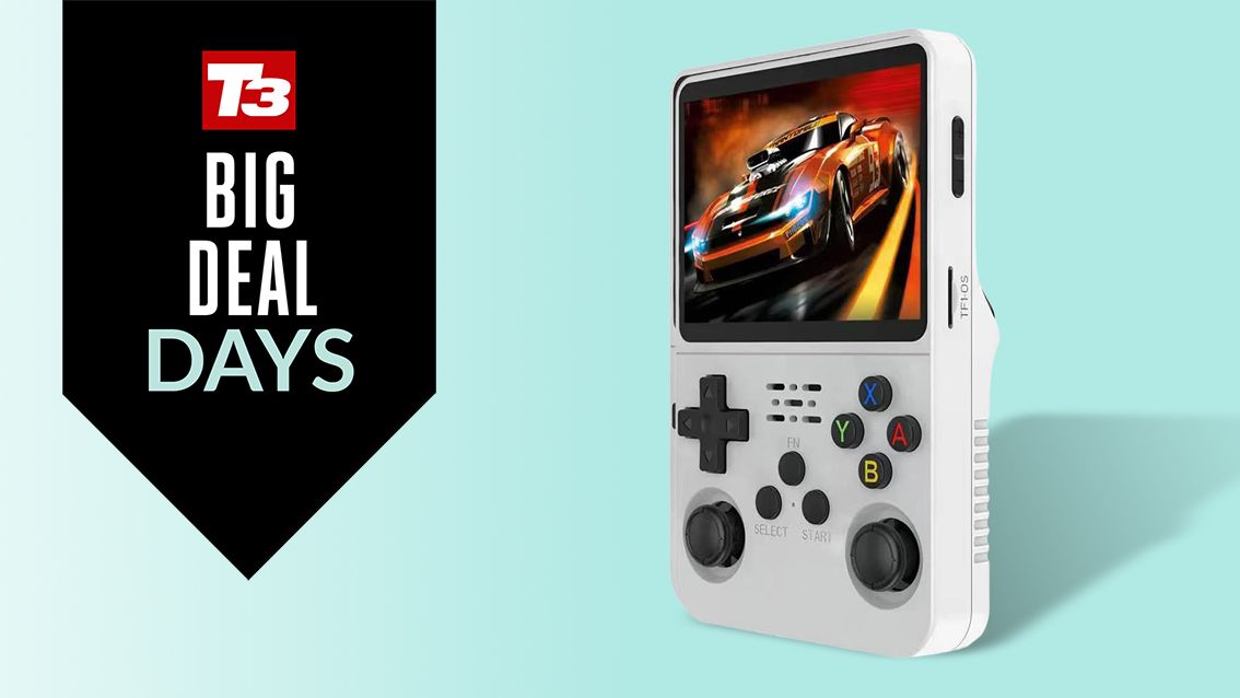 I can't believe this retro gaming handheld is less than £20 – comes with 10,000 games