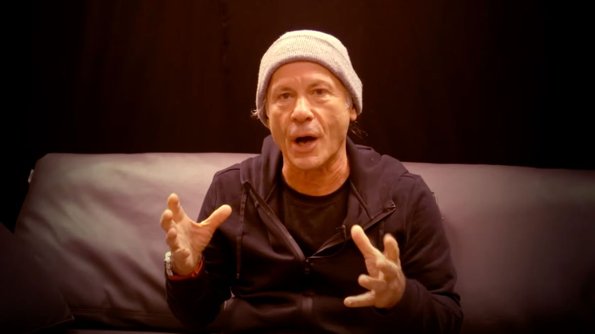 Bruce Dickinson in a beanie