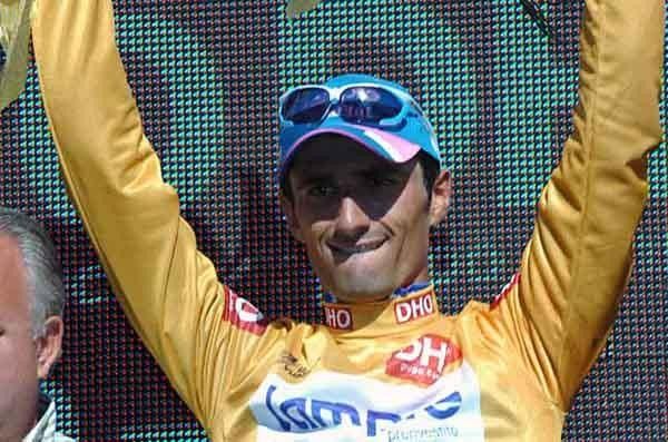 Bennati in the golden jersey.