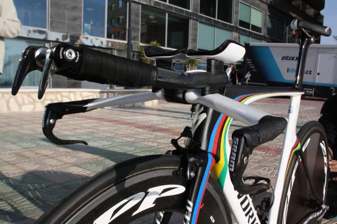 Unbranded bars on Martin&rsquo;s TT rig