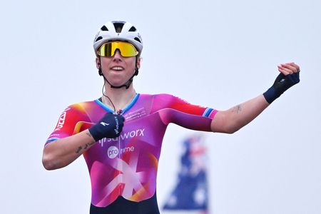 Lorena Wiebes (SD Worx-Protime) makes it four in a row