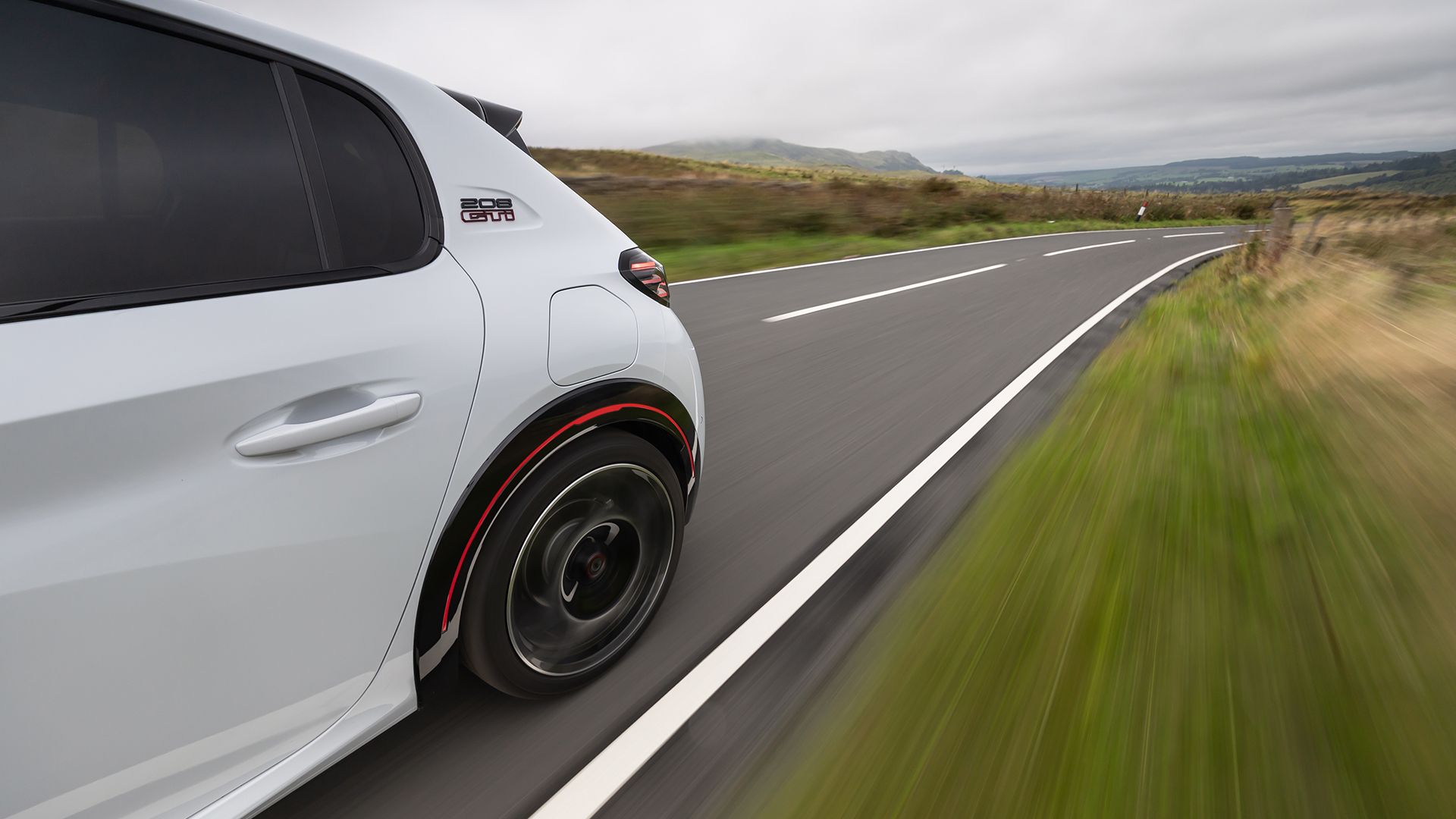 Peugeot E-208 GTi