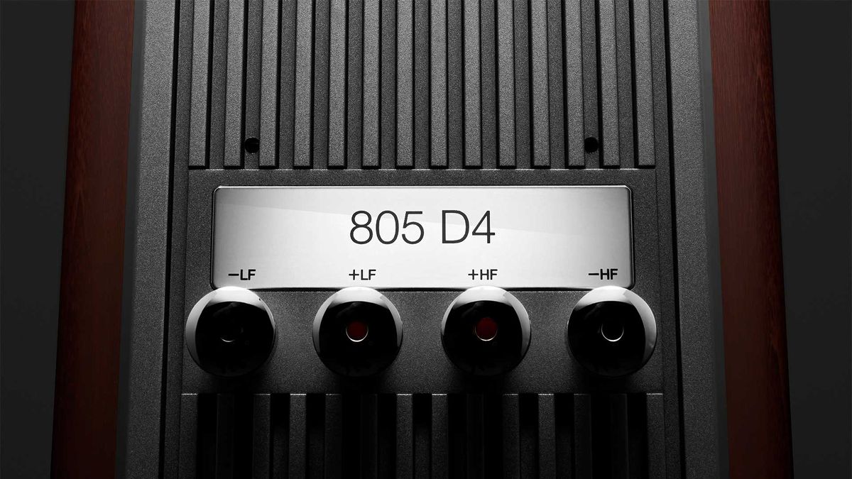 805 D4