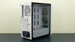 Silverstone Fara R1