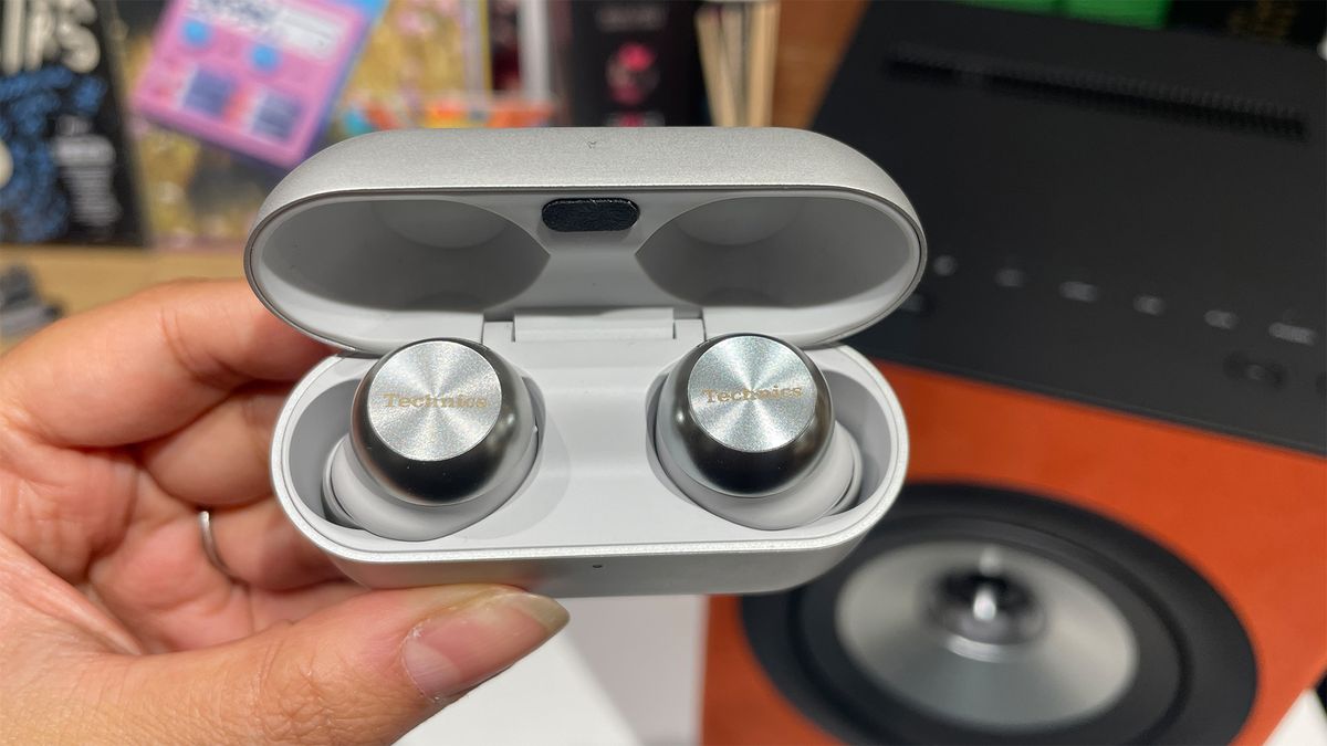 Technics EAH-AZ100 wireless earbuds