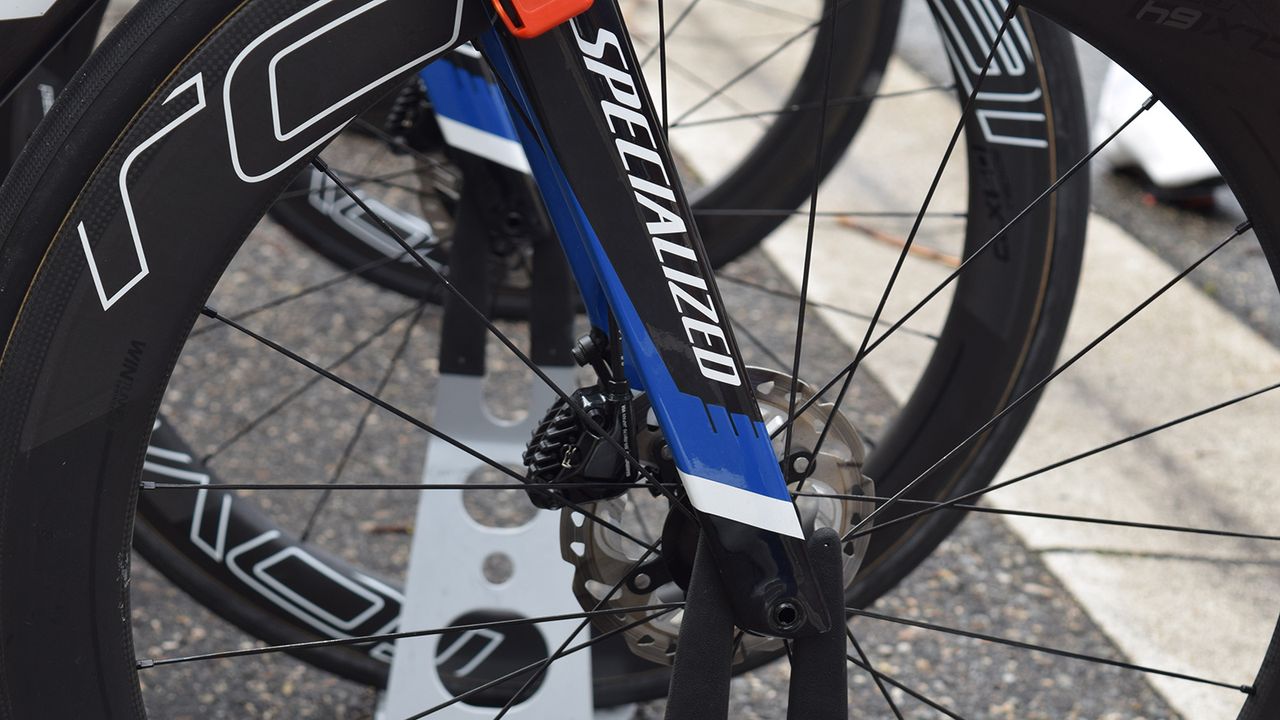 The thru-axle fork looks wider than the current Venge and has a square-taper at the bottom, perhaps taken from the latest fork design on the S-Works Shiv TT bike