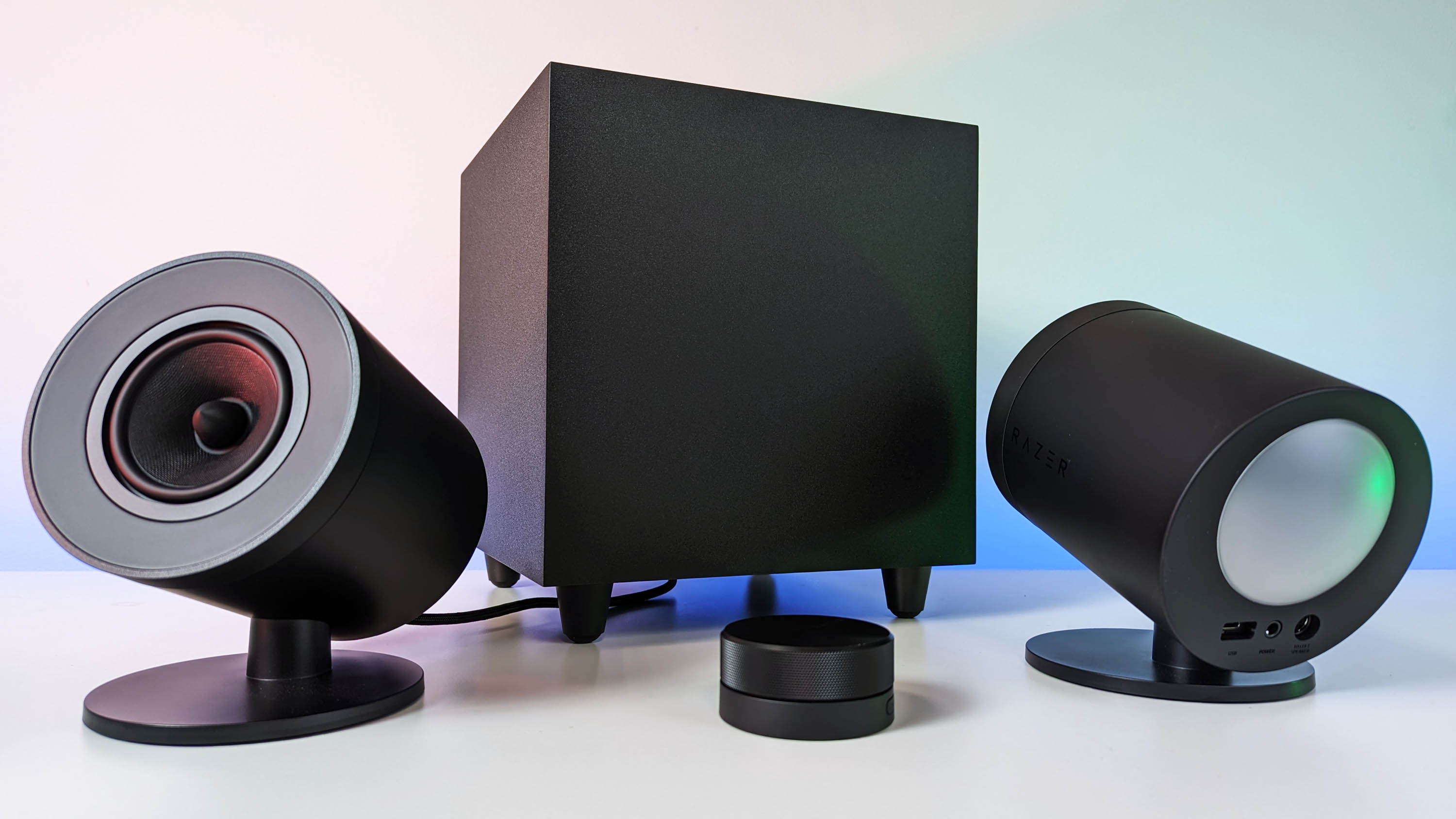 Razer Nommo V2 Pro PC gaming speakers, software, and components