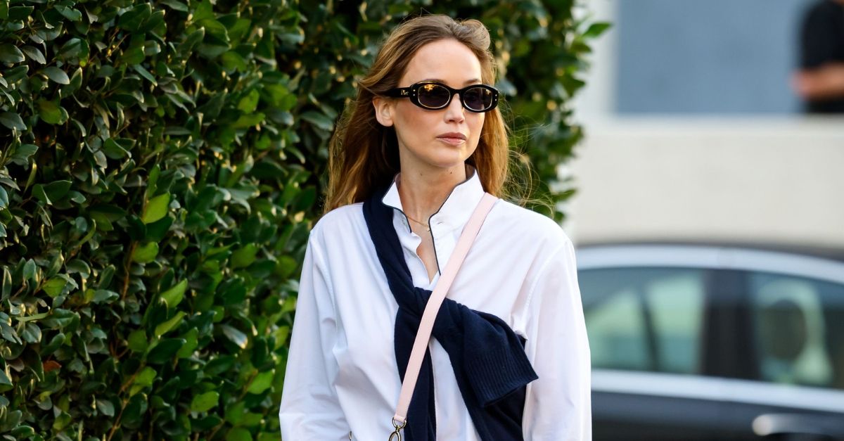 Hold the Shorts! The Chicest Dressers Pair Flip-Flops With This Trouser Trend