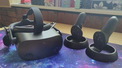 HP Reverb G2 VR Headset and Controllers.