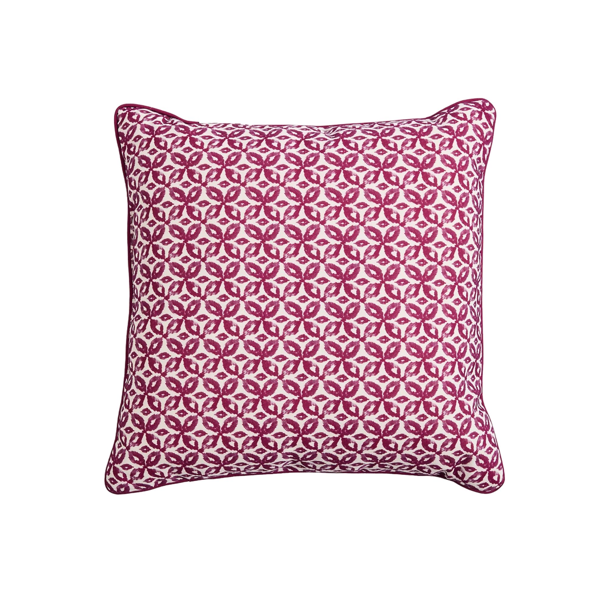 picture of Set of 2 Geometric Outdoor Cushions