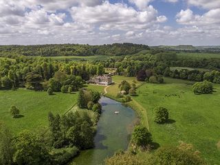 Hexton Manor (Pic: Savills)