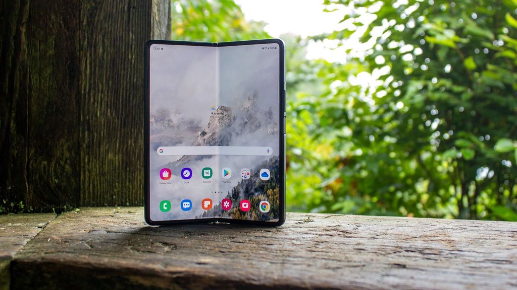 Wait.. What?! This Amazon deal makes the Galaxy Z Fold 3 cheaper than