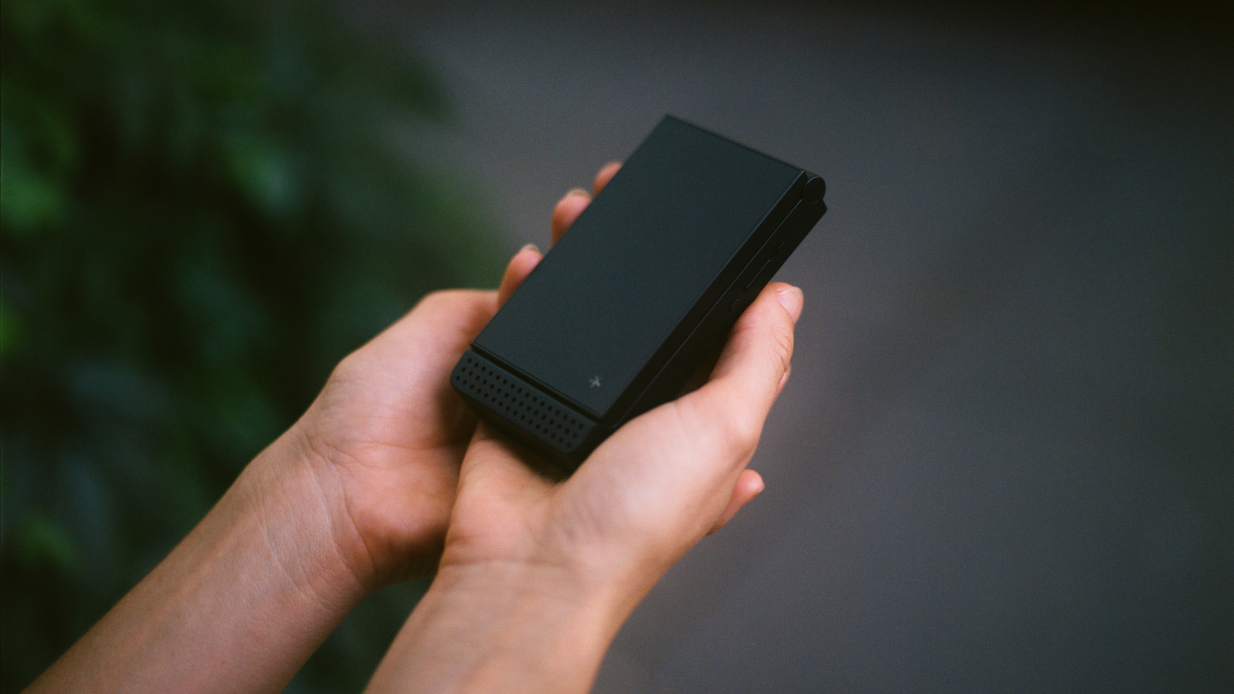 Light Phone Flip