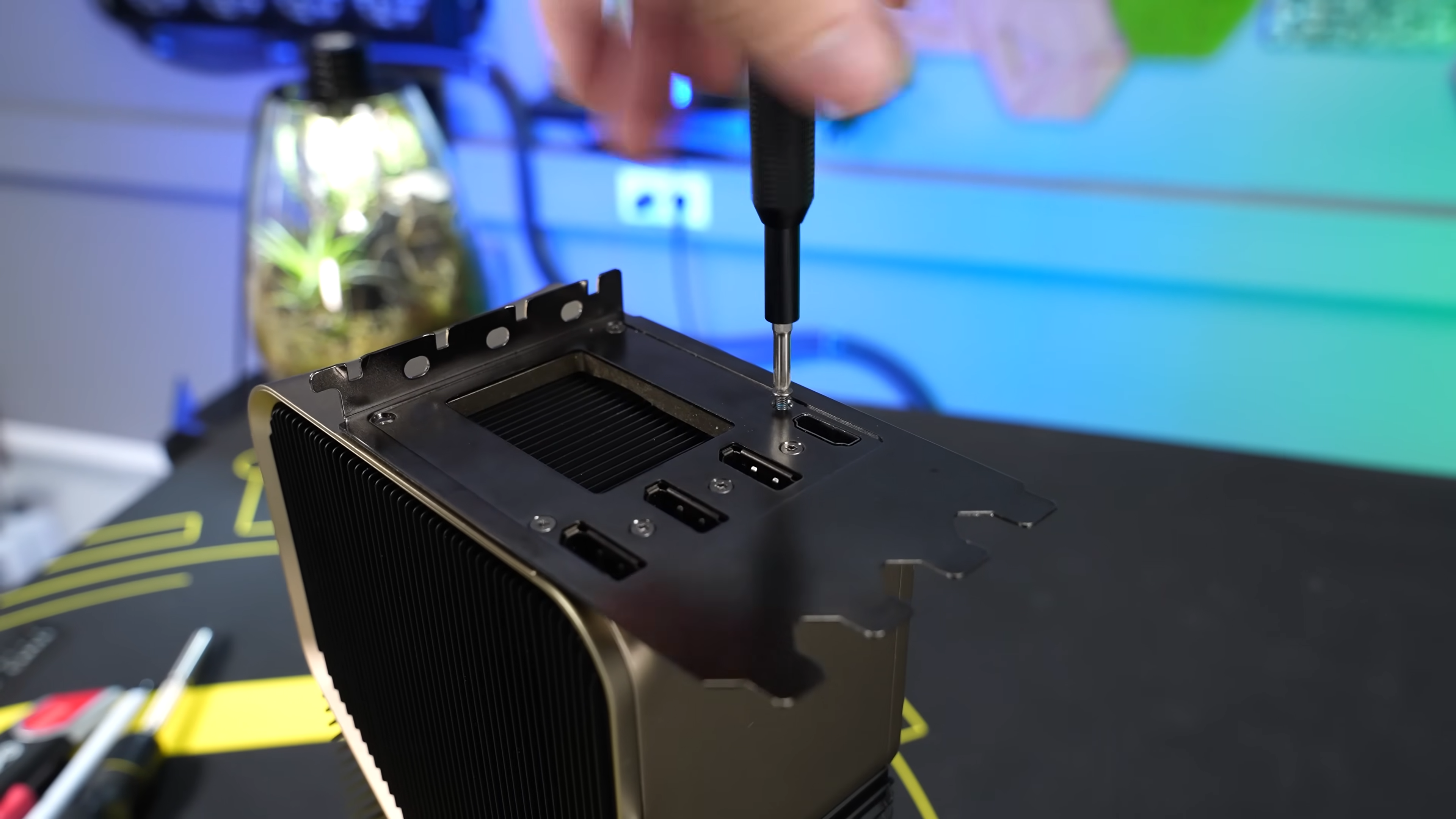 The I/O shield on the RTX Titan Ada prototype