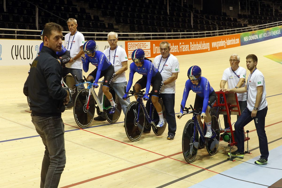 The Italians were the strongest in the women's team pursuit qualifying