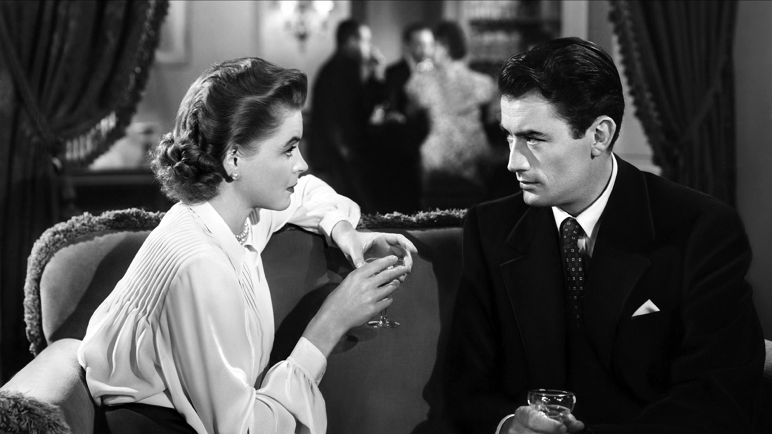 Dorothy McGuire and Gregory Peck in Gentleman's Agreement