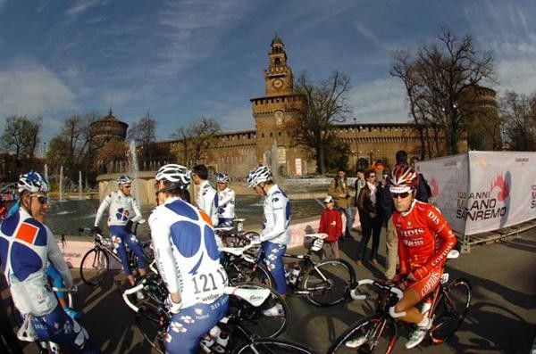 Riders gather at the start in Milano, Castello Sforzesco.