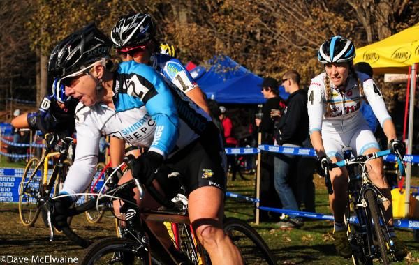 Laura Van Gilder (Mellow Mushroom Pizza) leading after the barriers