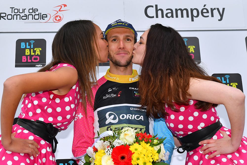 Simon Yates in the mountains jersey after stage 1 at Tour de Romandie