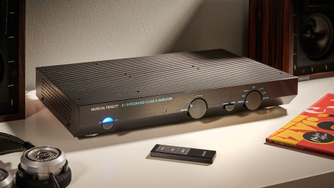 Integrated amplifier: Musical Fidelity A1