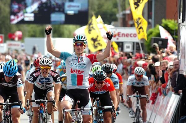 Andre Greipel makes it two victories in a row at the Eneco Tour.