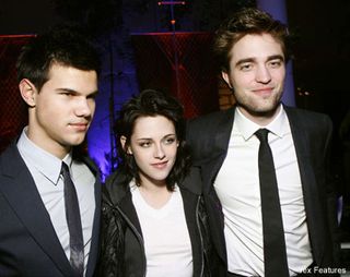 Robert Pattinson, Kristen Stewart and Taylor Lautner - National Movie Awards - Twilight - Celebrity News - Marie Claire