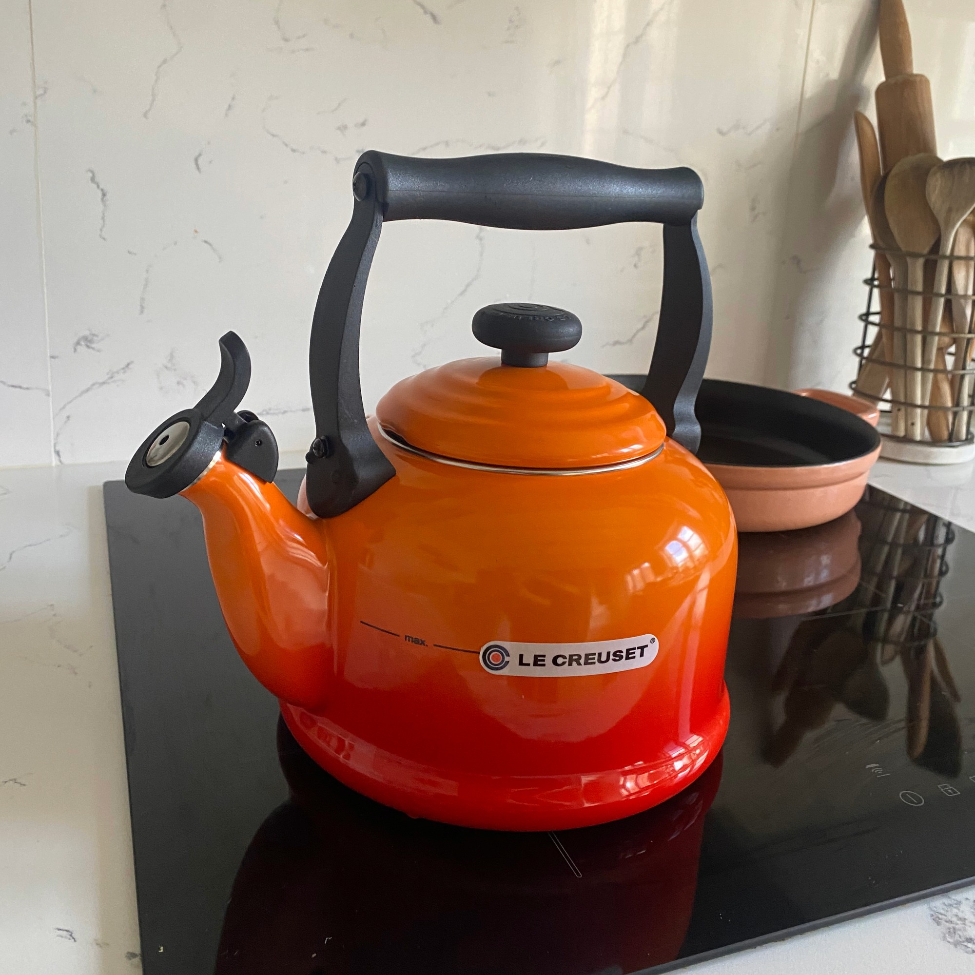 Stovetop vs Electric Kettle 