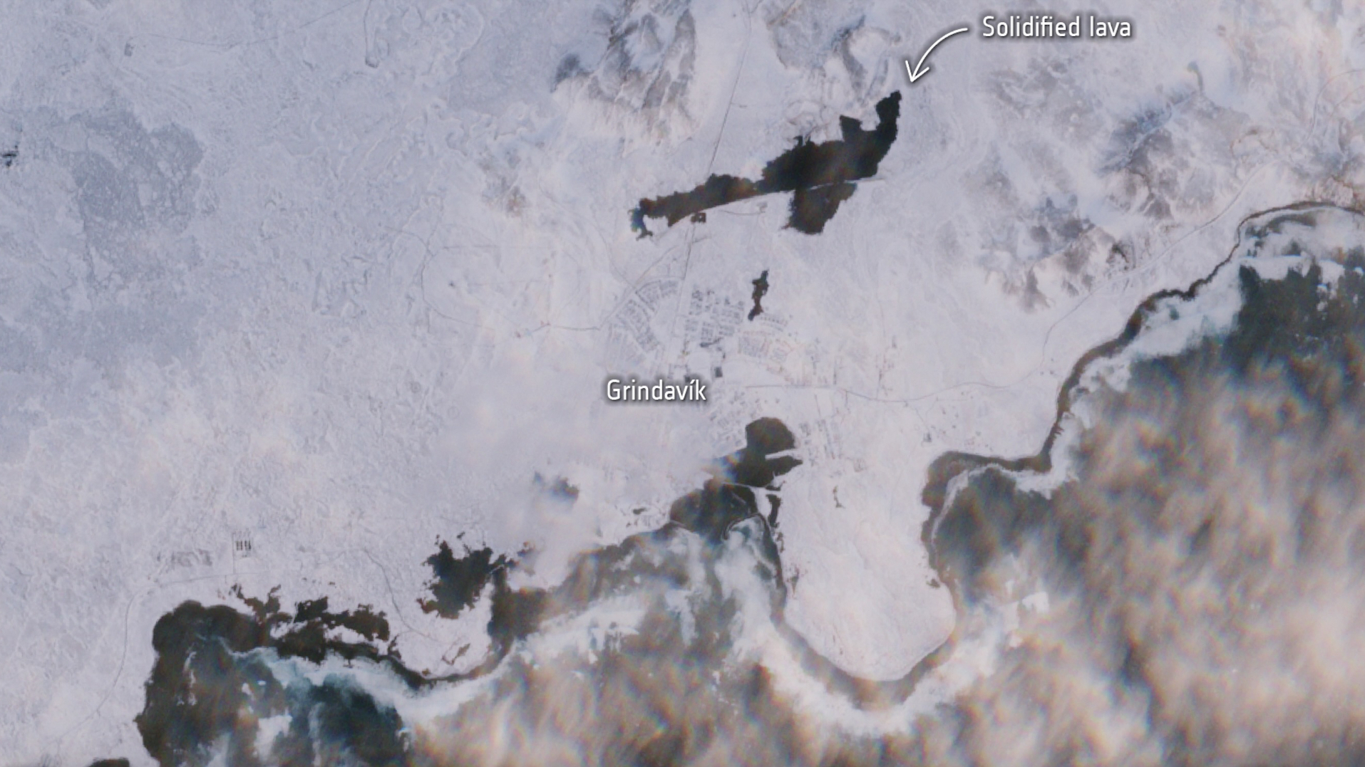 Lava from Iceland volcano spied from space (satellite photo) Space