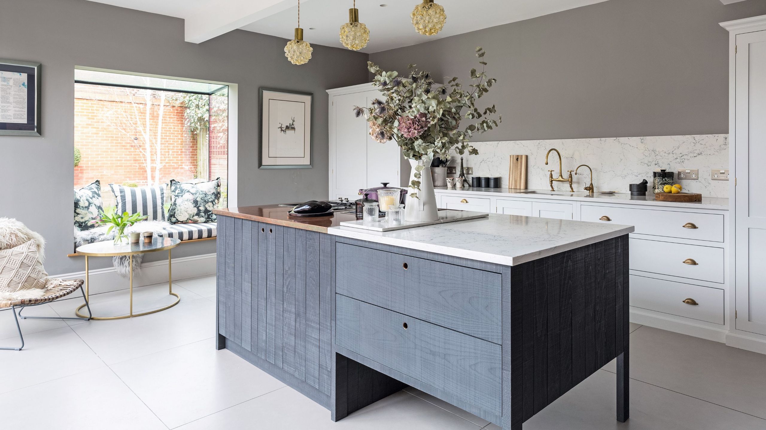 From awkward kitchen layout to an open space to cook and entertain ...