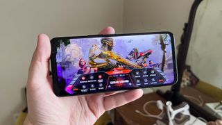 Asus ROG Phone 6 Pro gaming
