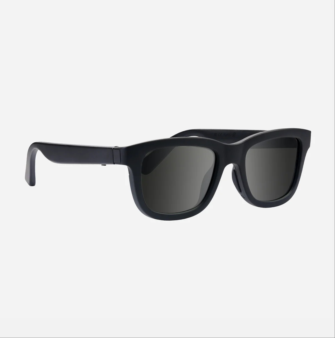 Dusk Classic smart sunglasses