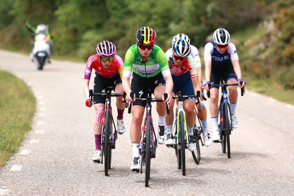 LAGUNAS DE NEILA SPAIN MAY 22 LR Anna Shackley of United Kingdom and Lotte Kopecky of Belgium and Team SD Worx Green Points Jersey compete in the breakaway during the 7th Vuelta a Burgos Feminas 2022 Stage 4 a 1251km stage from Covarrubias to Lagunas de Neila 1867m VueltaBurgos BurgosFem UCIWWT on May 22 2022 in Lagunas de Neila Spain Photo by Gonzalo Arroyo MorenoGetty Images