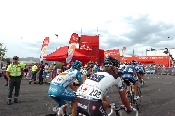 Johann Tschopp (Bbox-Bouygues Telecom) and Kasper Klostergaard (Saxo Bank) ride to the start line in Malaga.