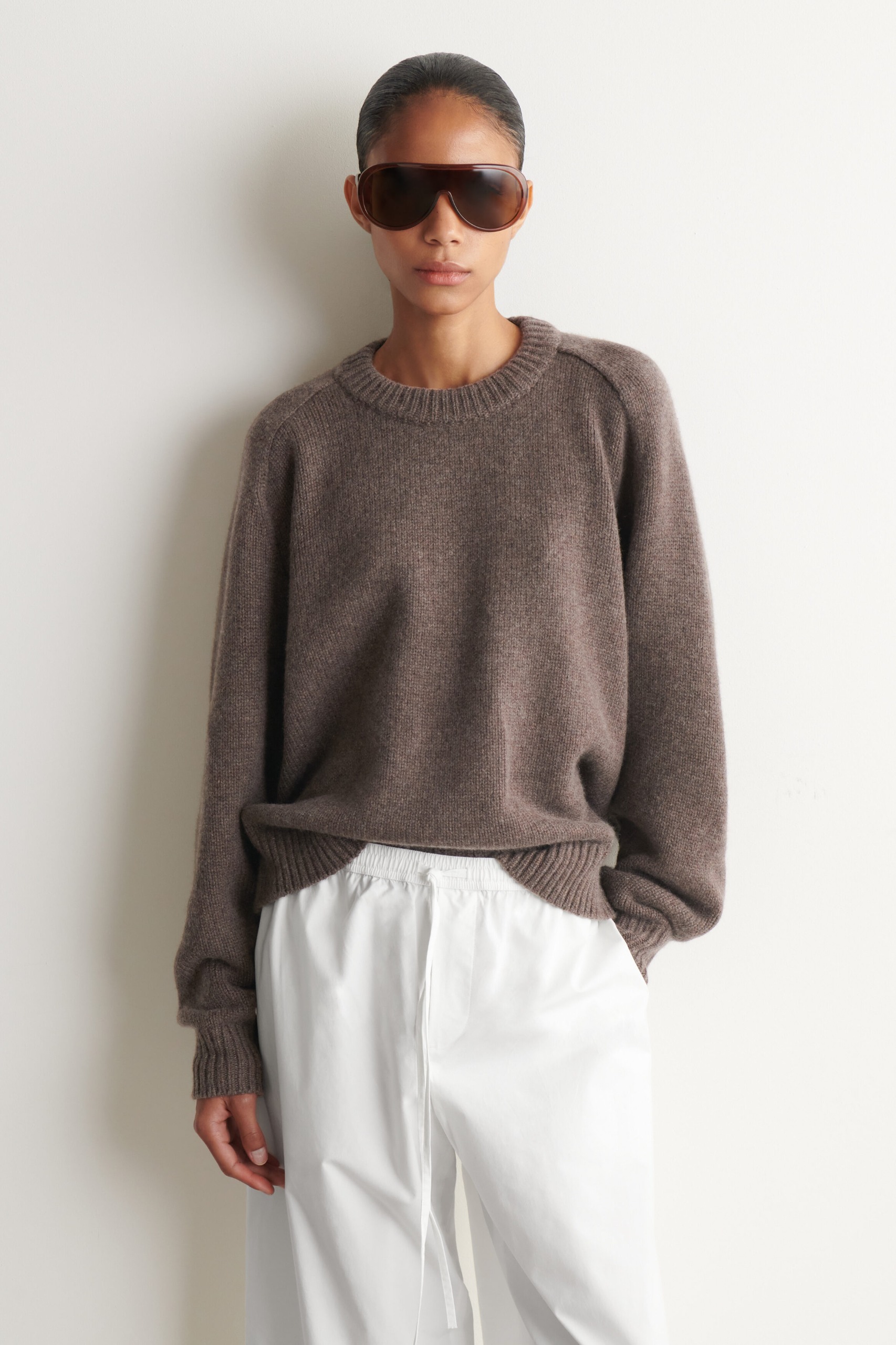 Rounded Pure Cashmere Crew-Neck Sweater