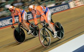 The Dutch team of Wily Kanis and Yvonne Hijenaar make it through to the gold medal final in the women's team sprint