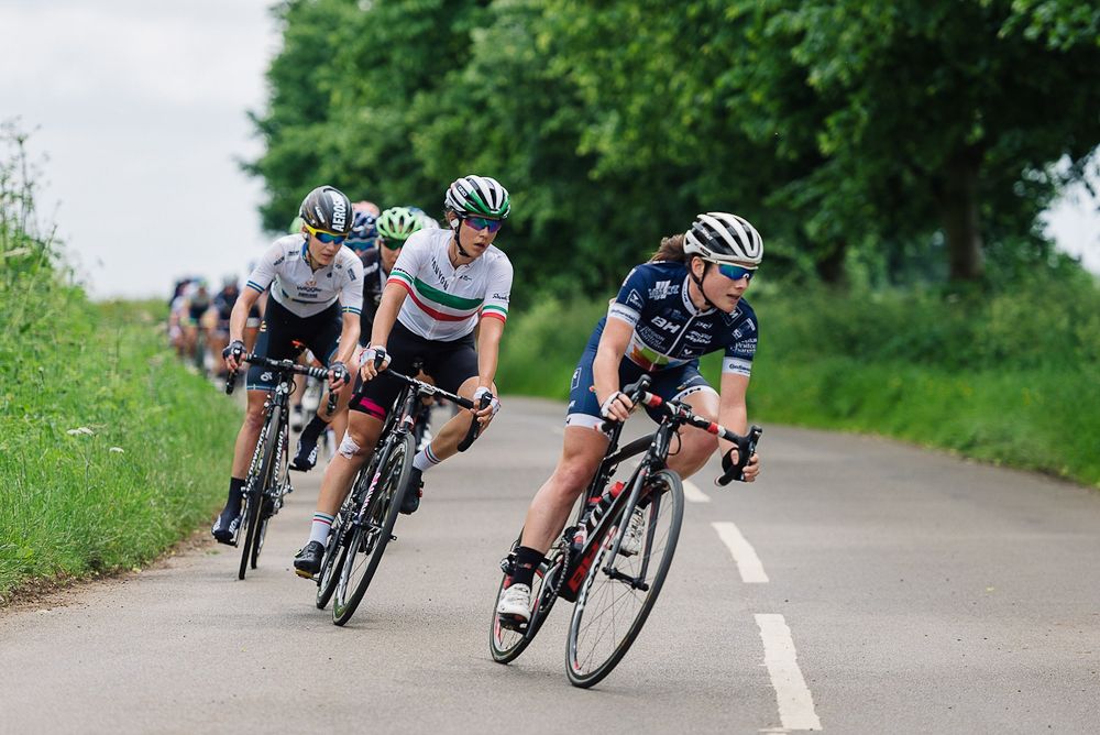 The peloton gets stretched close to breaking point through the winding country lanes at Aviva Women's Tour 2016 - Stage 5