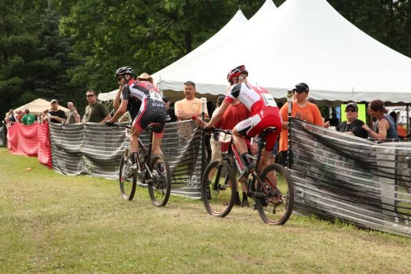 Geoff Kabush (Rocky Mountain / Maxxis) and Max Plaxton (Specialized) are both Canadian