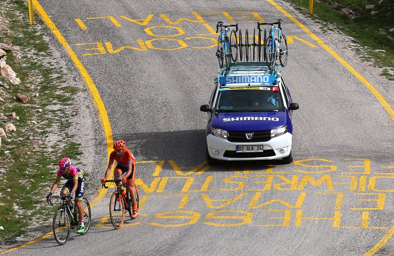 Kristijan Durasek (Lampre-Merida) and Davide Rebellin (CCC Sprandi Polkowice) climbing together on the final climb