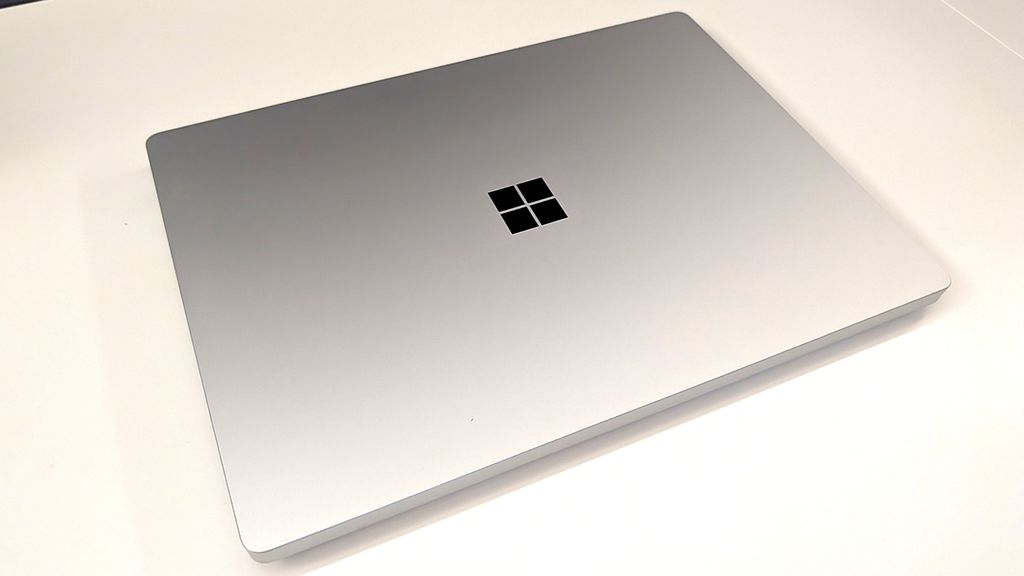 Surface Laptop Ultra
