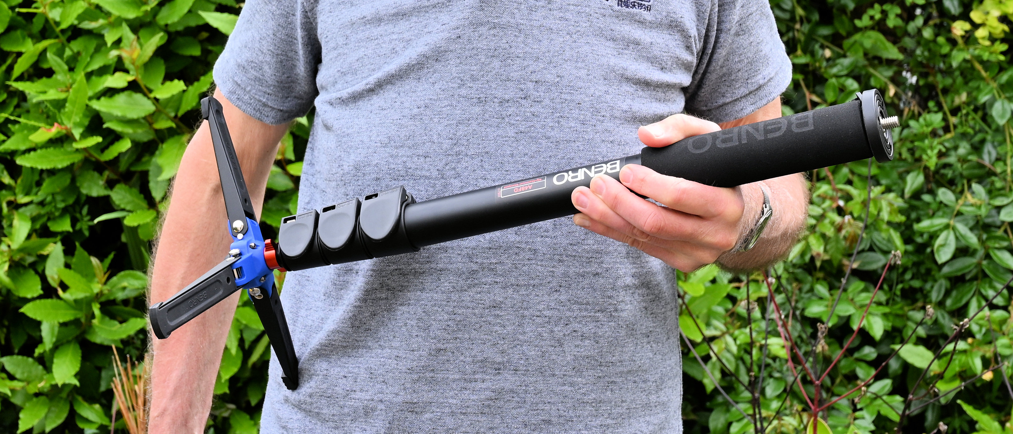Benro A48FD Series 4 Aluminum Monopod with 3-Leg Locking Base