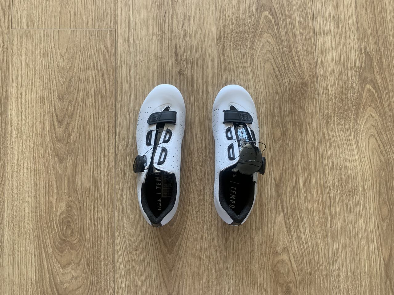 Fizik Tempo Overcurve R5 cycling shoes view from above