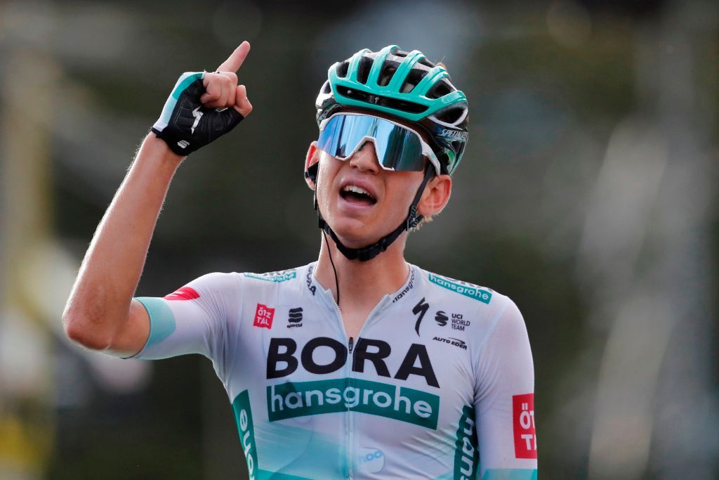 Lennard Kamna (Bora-Hansgrohe) solos to the stage win in the Tour de France