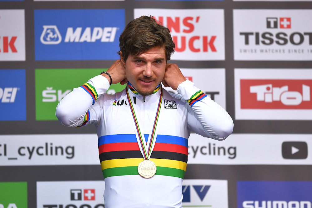 Marc Hirschi in rainbow stripes after winning the 2018 U23 road race